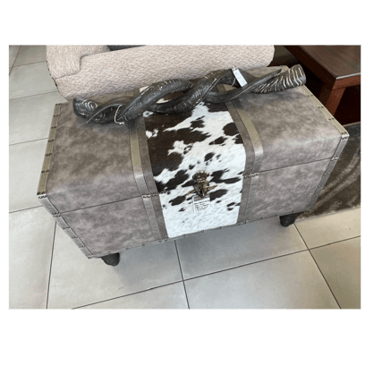 Upholstered Wedding Kist